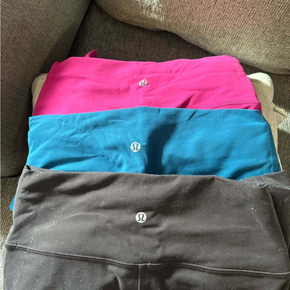 Lululemon Athletica Pink and Blue Leggings for Active Wear